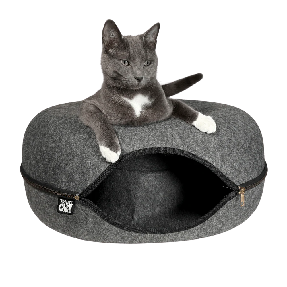 "Donut!" Cat Hideaway Cave & Bed | Travel Cat