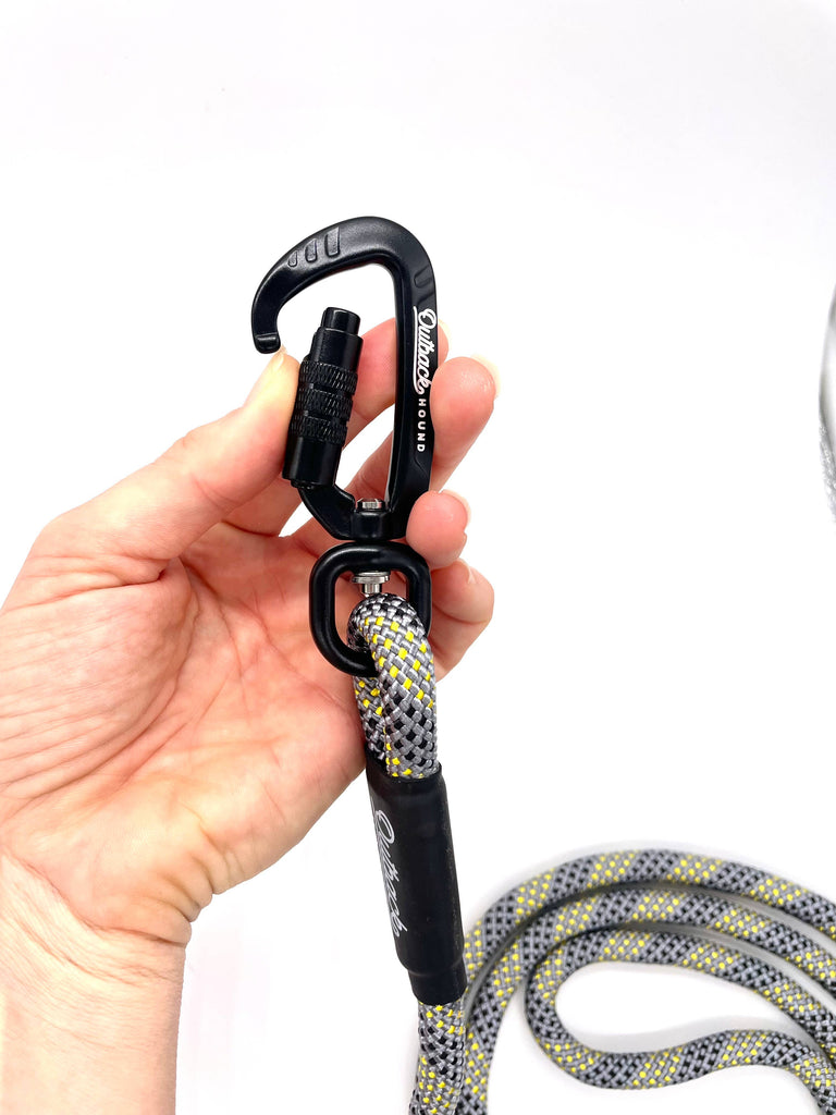 Outback Hound Swivel All-Terrain Dog Leash - Silver