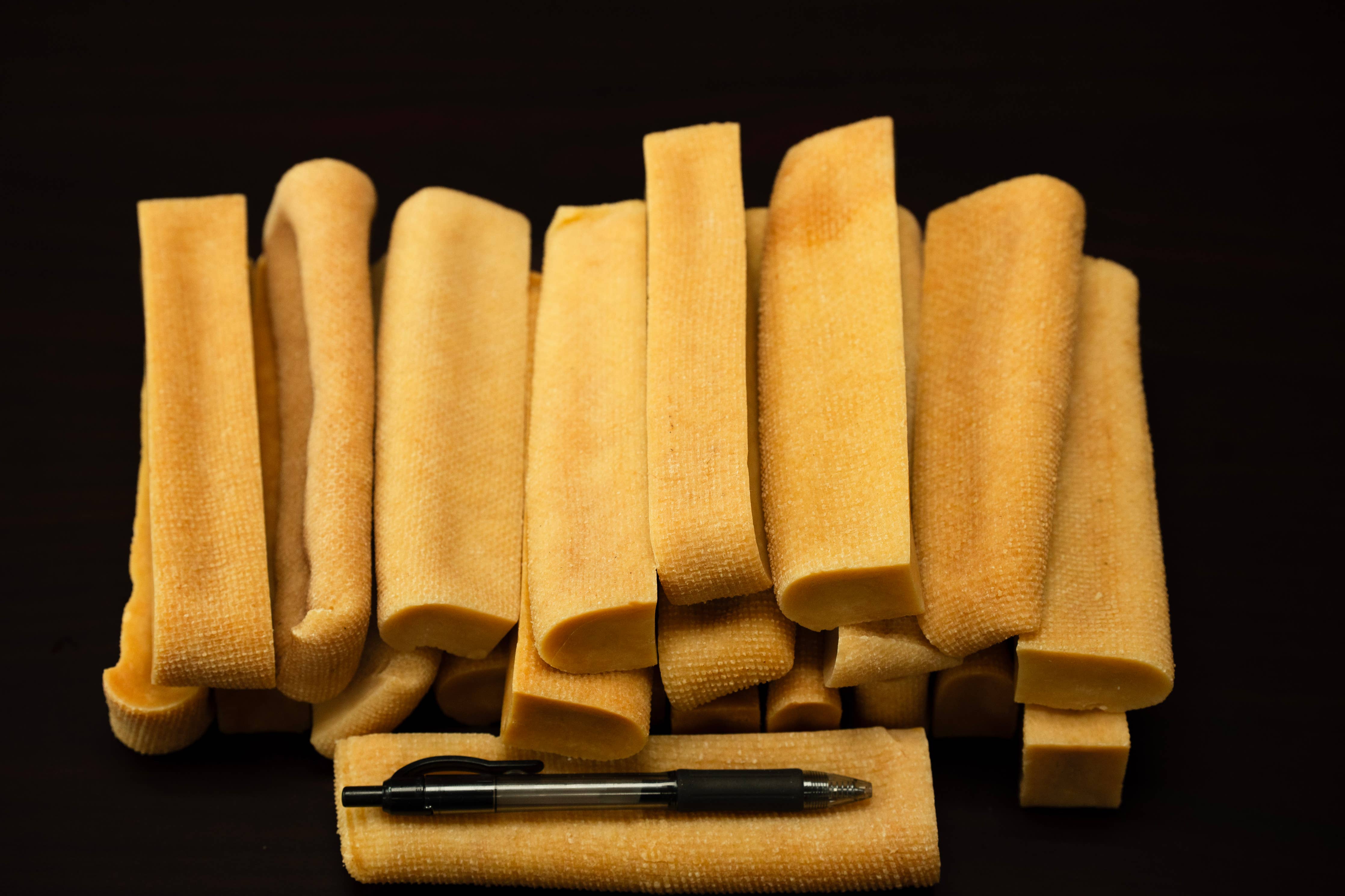 Himalayan Yak Cheese Dog Chews – 5 LB Bulk Sizes