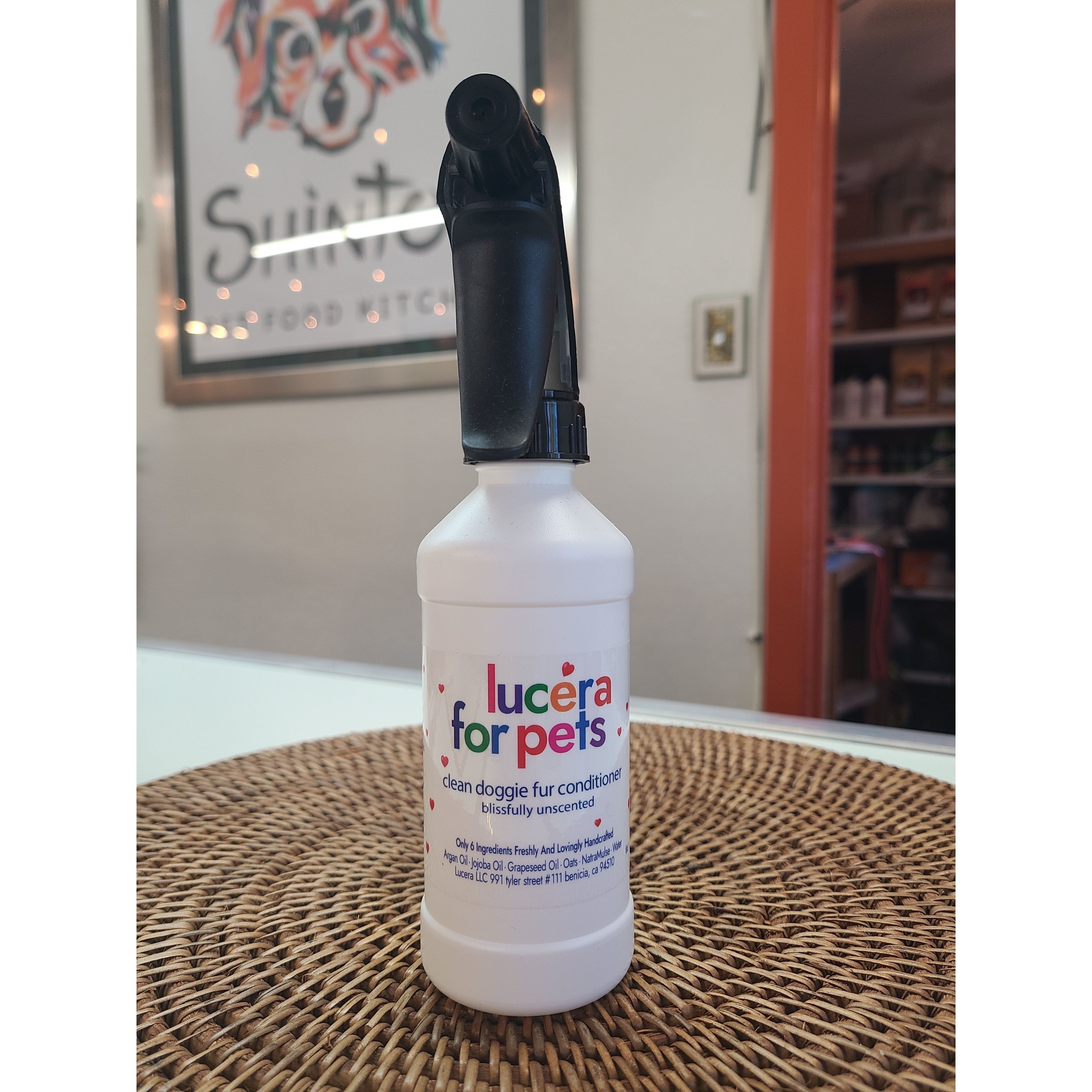 Lucera Dog Conditioner